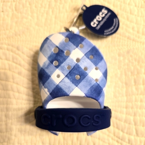 NWT Bath & Body Works Gingham Crocs Hand Sanitizer Holder - Picture 2 of 3